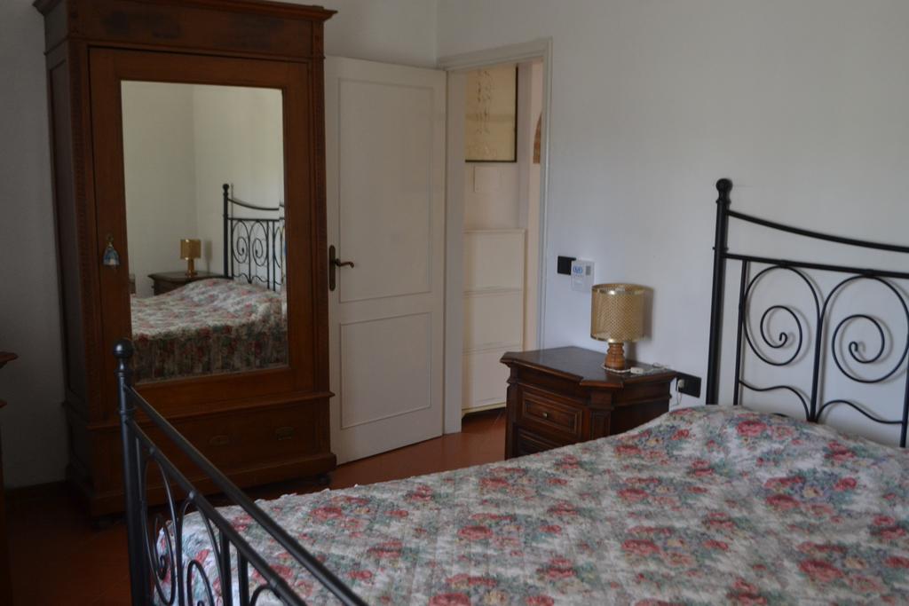 Turignano Apartment Montespertoli Szoba fotó