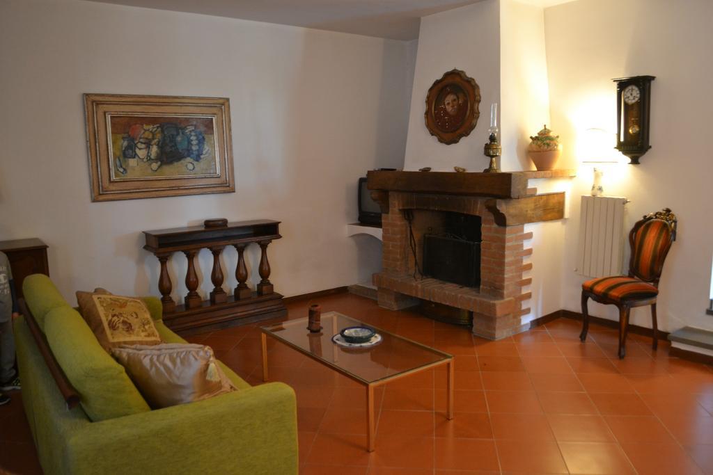 Turignano Apartment Montespertoli Szoba fotó