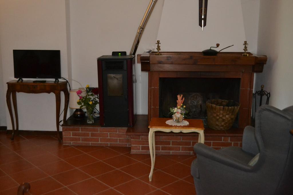 Turignano Apartment Montespertoli Kültér fotó